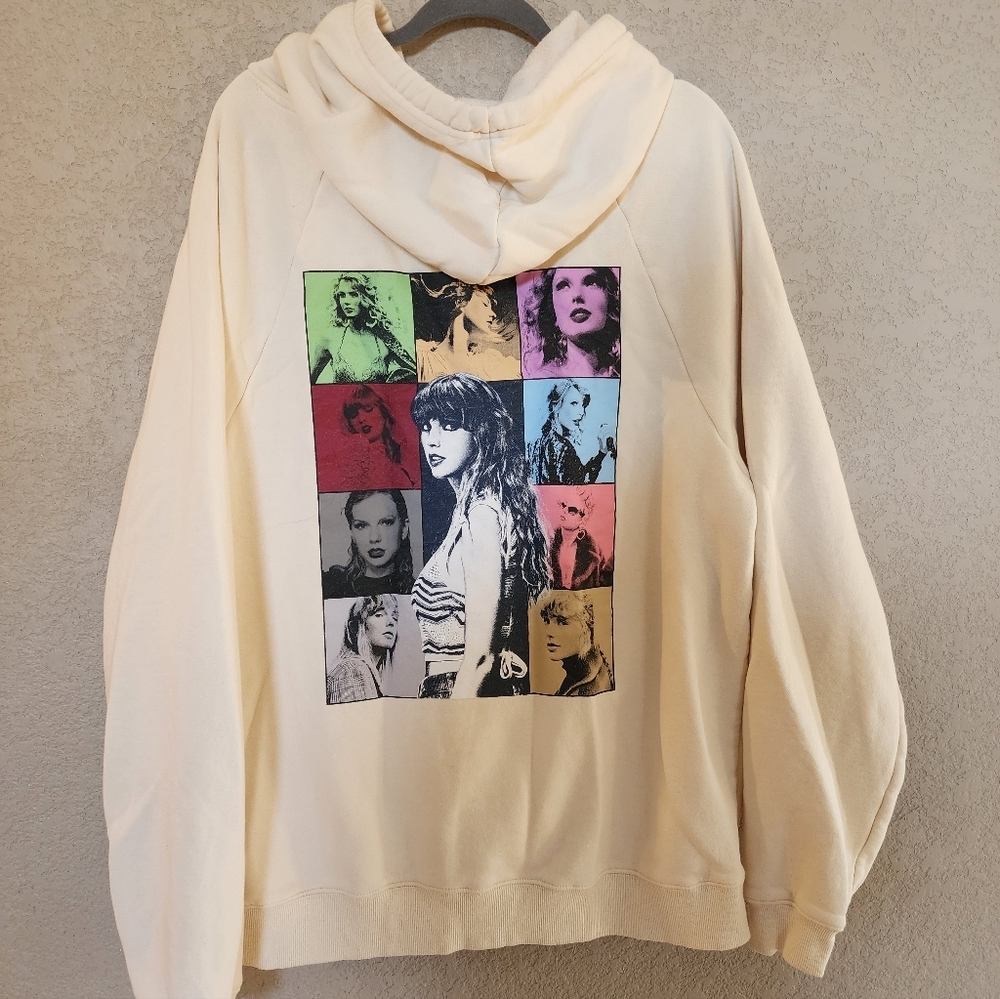 Taylor Swift Eras Tour Sweatshirt Hoodie Size Large - Picture 3 of 6